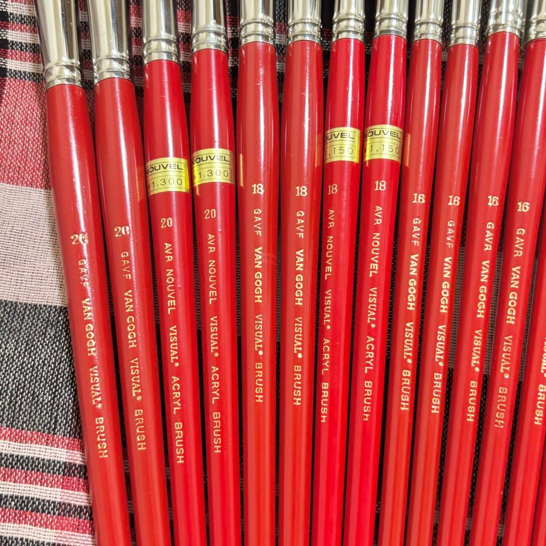 新品未使用！油彩・アクリル画用筆40本