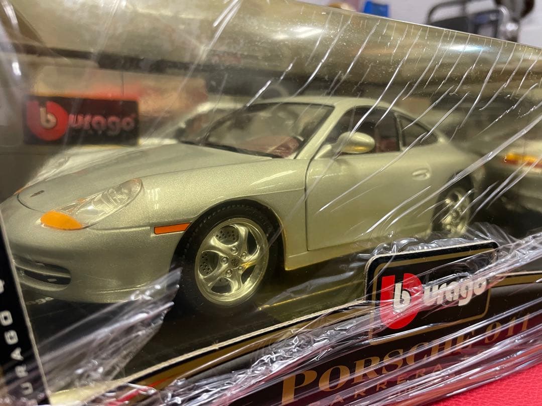 Burago ポルシェ911カレラ1997
