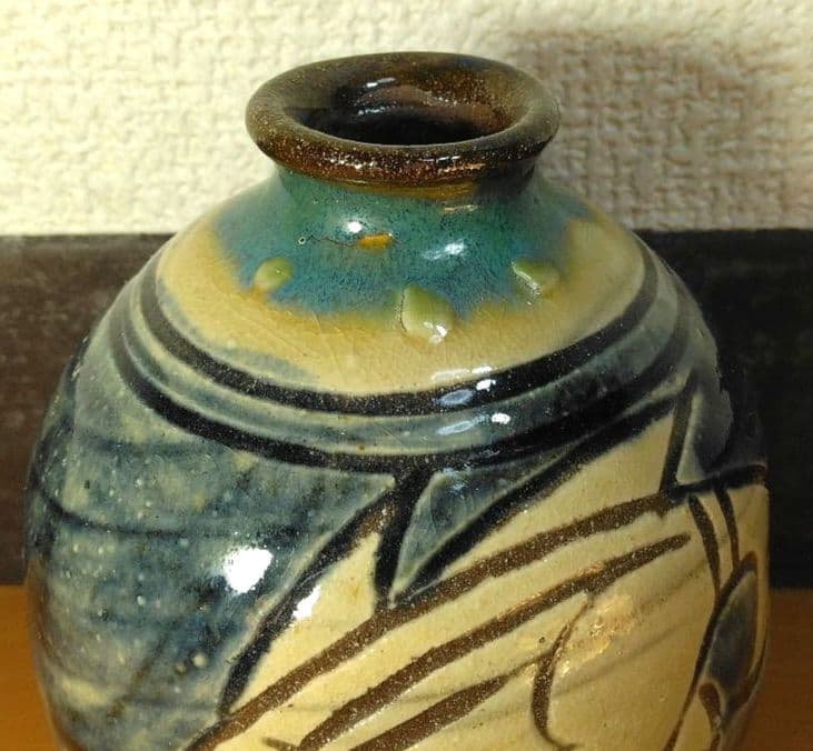 人間国宝 金城次郎 徳利 栞 共箱(本人書付) 美品 笑魚,魚紋