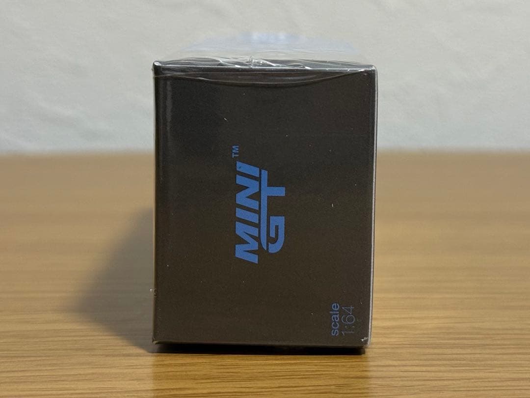 新品未開封 ベントレー コンチネンタルGT 1/64 MINI GT ミニカー