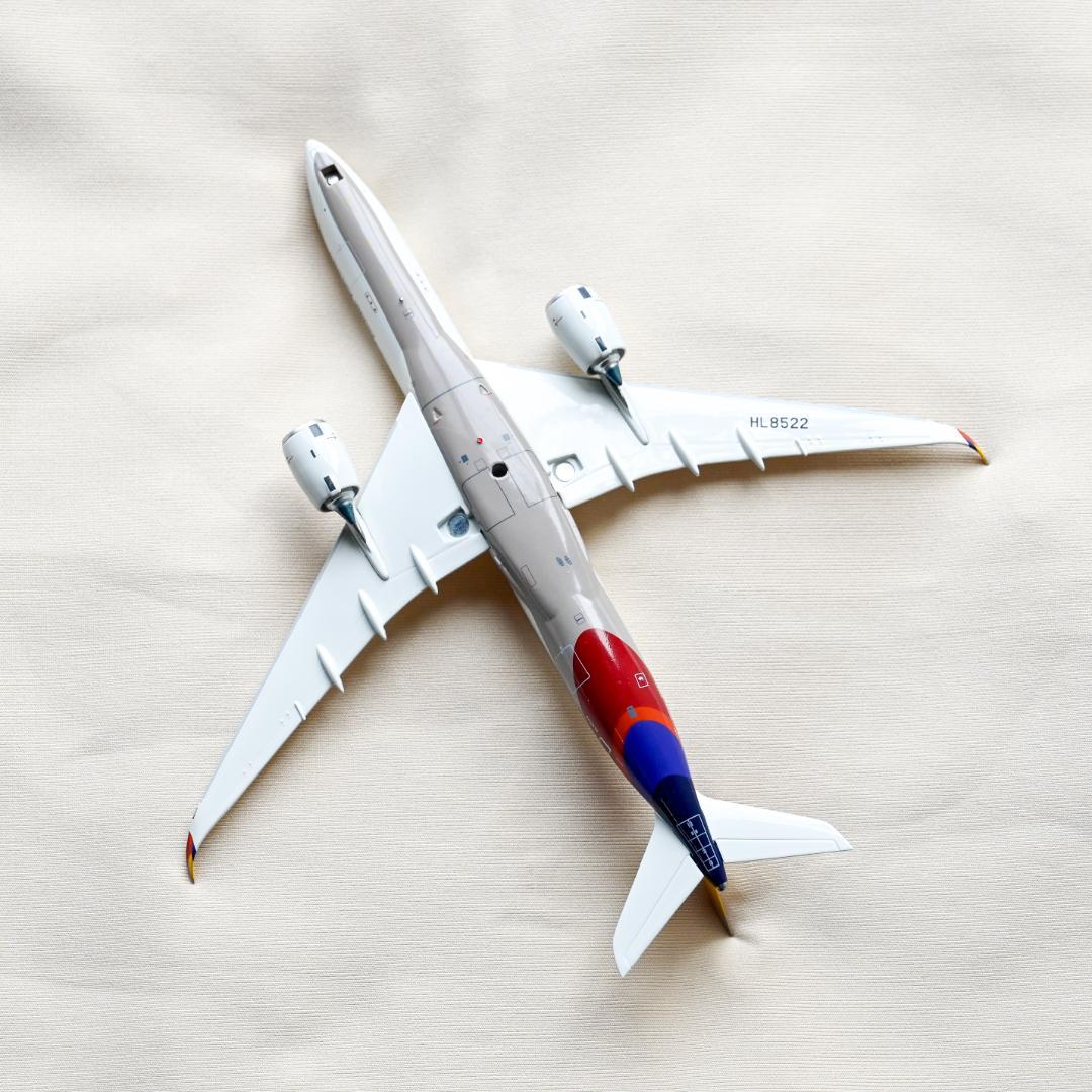 ☆Raion様☆アシアナ航空 A350-900 ギア着脱可 1/400