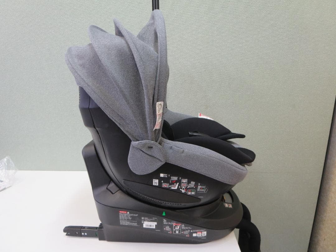 カーニエールベベクルット4iプレミアムⅢ　チャイルドシートISOFIX対応