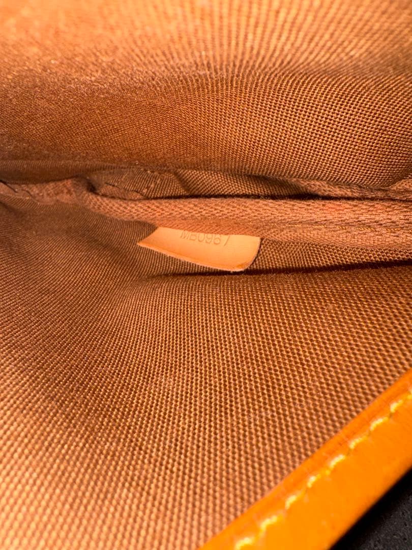 Louis Vuitton モノグラム ショルダーバッグソミュール　1997年