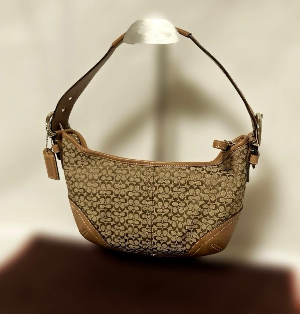 【美品】COACHミニシグネチャーホーボーワンショルダーバッグSOHO★6351