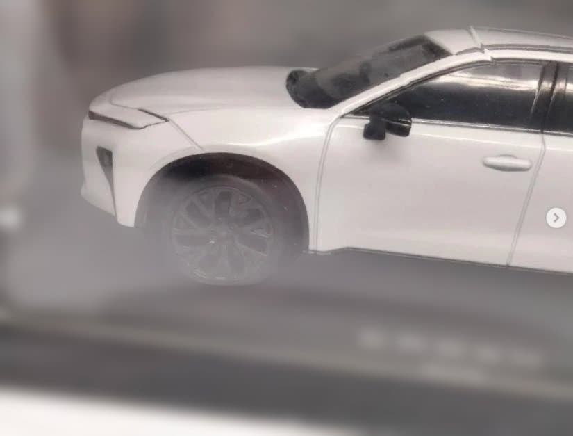 トヨタ　クラウンエステート　カラーサンプル　1/30　ミニカー　色見本　非売品