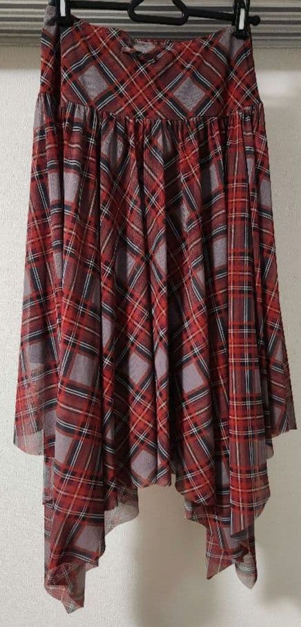 ジャンポール・ゴルチェアシンメトリースカート チェック柄　ペチコート付き