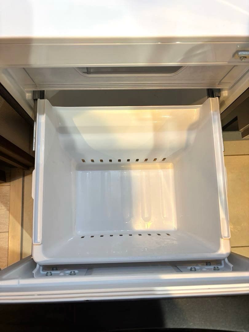 東芝(TOSHIBA) 冷蔵庫153L GR-U15BS 2ドア　右開きブラック