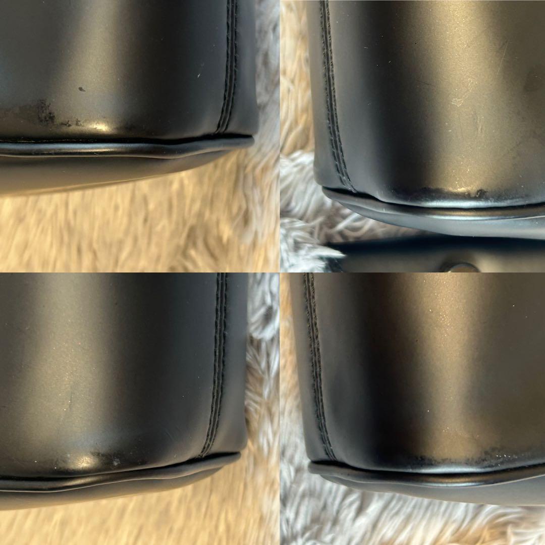 FERRAGAMO フェラガモ　ガンチーニ　ハンドバッグ　レザーバッグ　ポーチ付