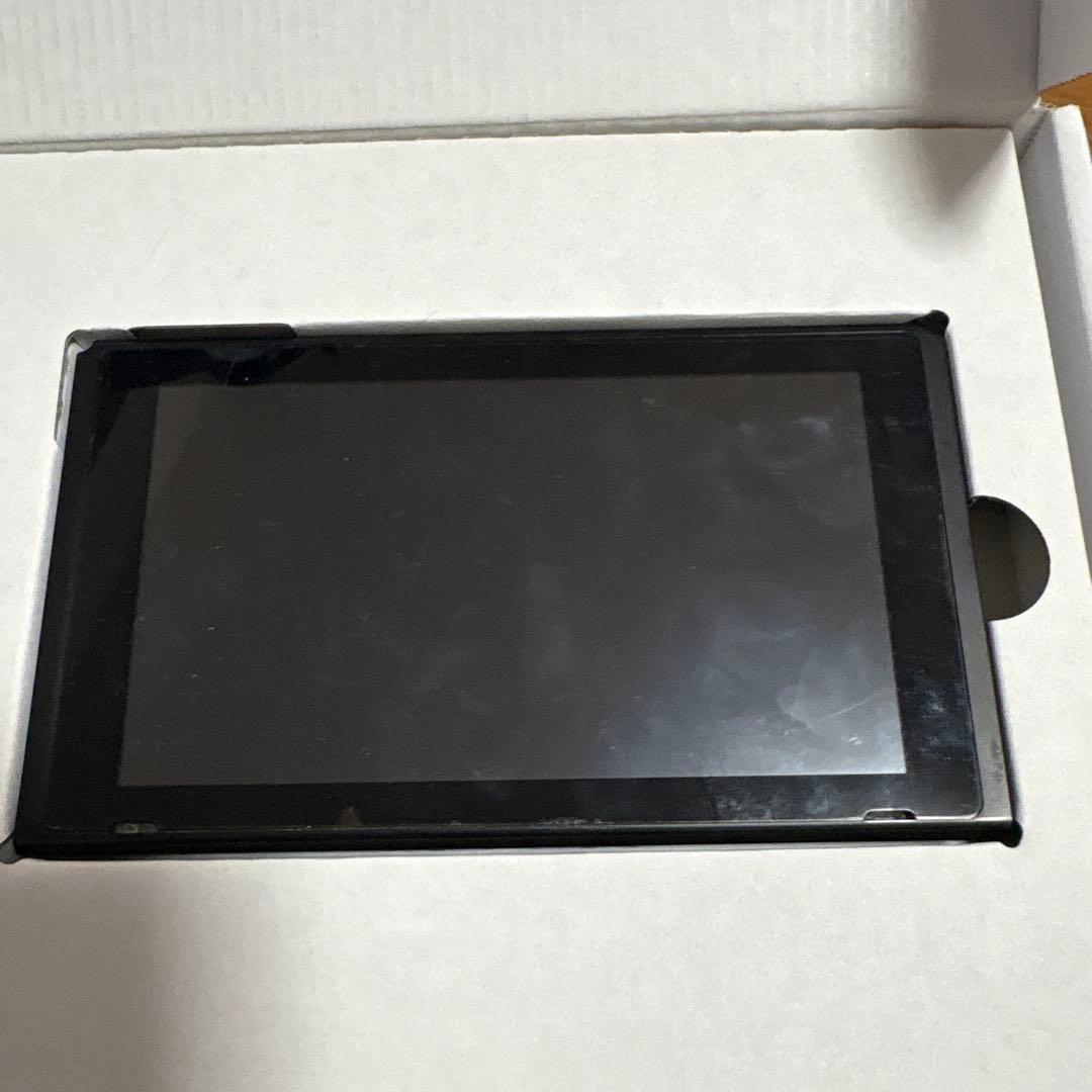 Y*a様 Nintendo Switch ネオンブルー/ネオンオレンジ 本体