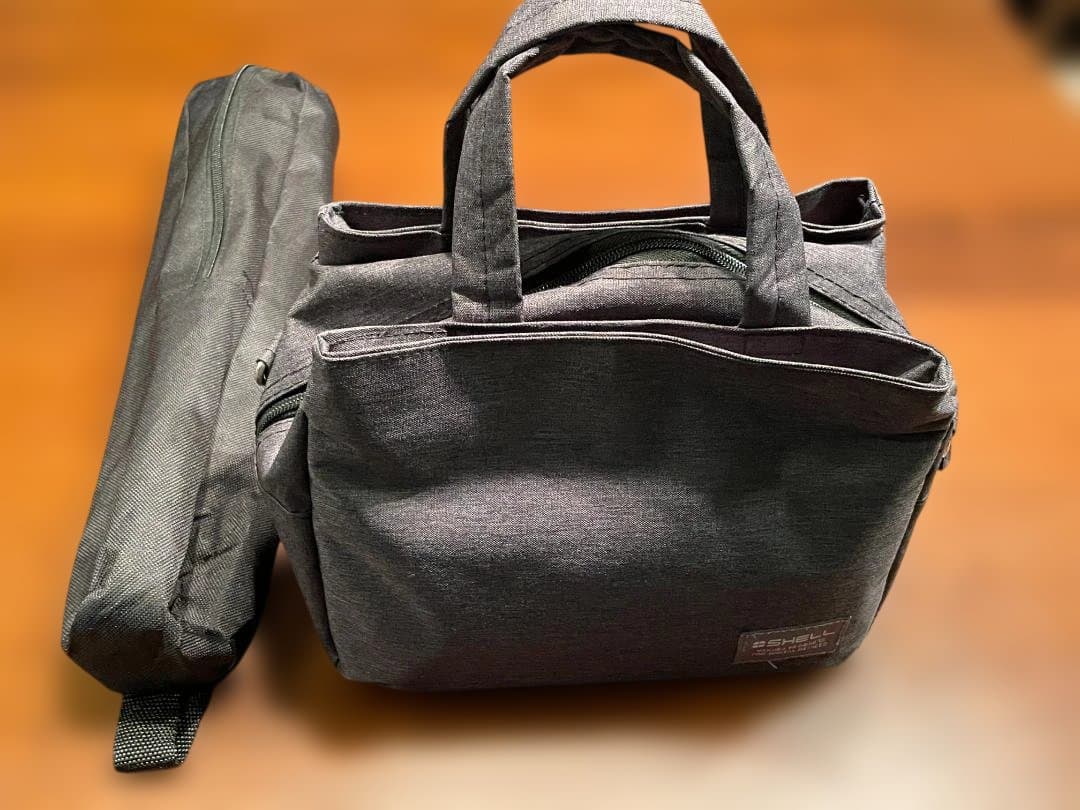 【値引中】SONY FDR-AX45 本体 + 三脚 + バッグ + SDカード