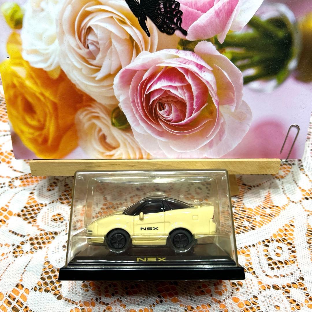 NSX ミニカー クリーム色 1/64 スケール