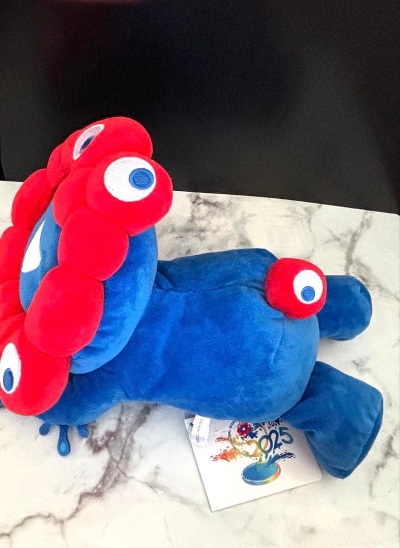 最終！ミャクミャク這い型ぬいぐるみ　大阪関西万博限定　Mサイズ