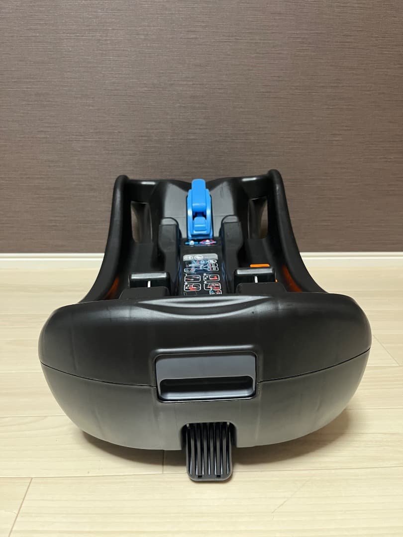 極美品　Joie　ISOFIX　i-Snug & i-Base チャイルドシート
