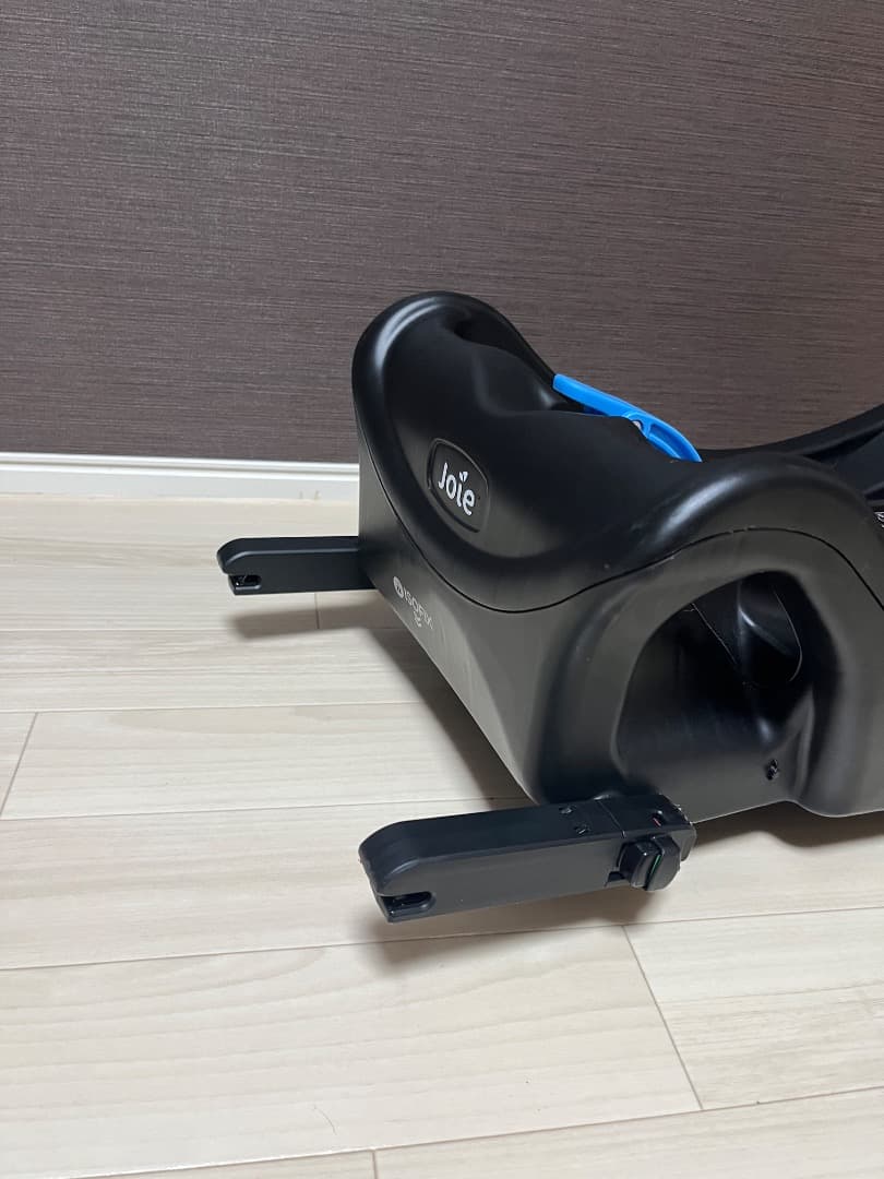 極美品　Joie　ISOFIX　i-Snug & i-Base チャイルドシート
