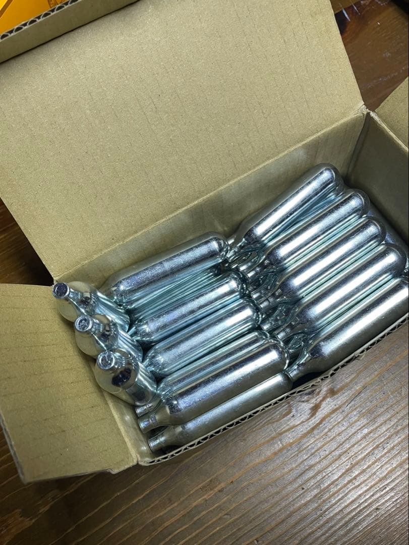 Carbon8 HELLCAT 4.3 ガスガン 箱付き