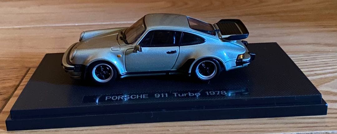 Ebbro Porsche 911 Turbo ゴールド 1/43