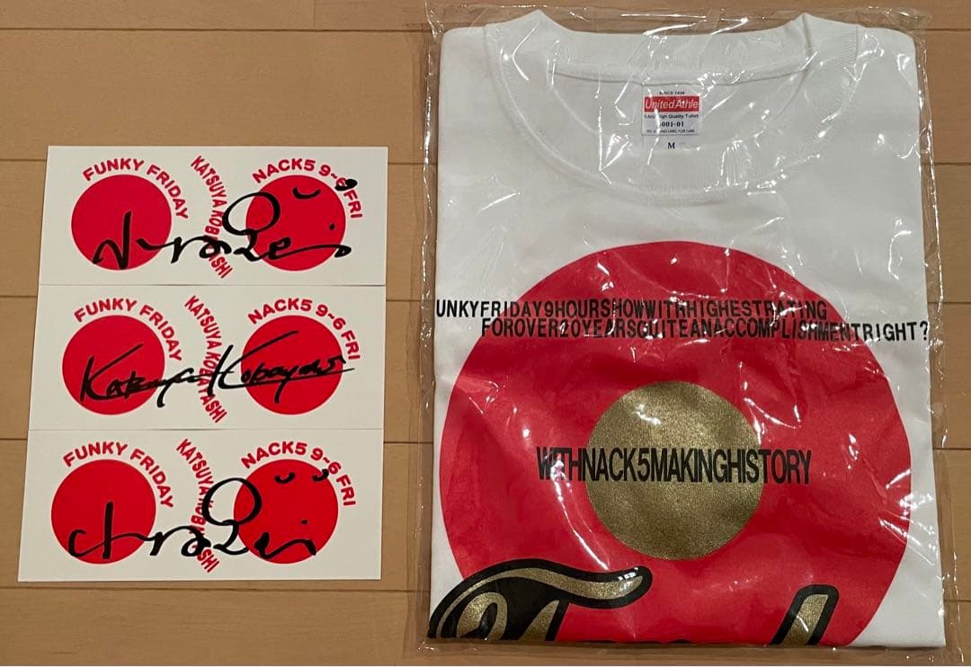 新品!!未開封!!ファンキーフライデー日の丸Tシャツ