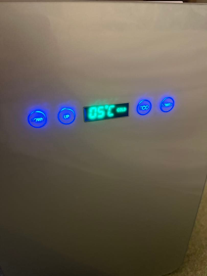 24Lダブルペルチェ冷温庫