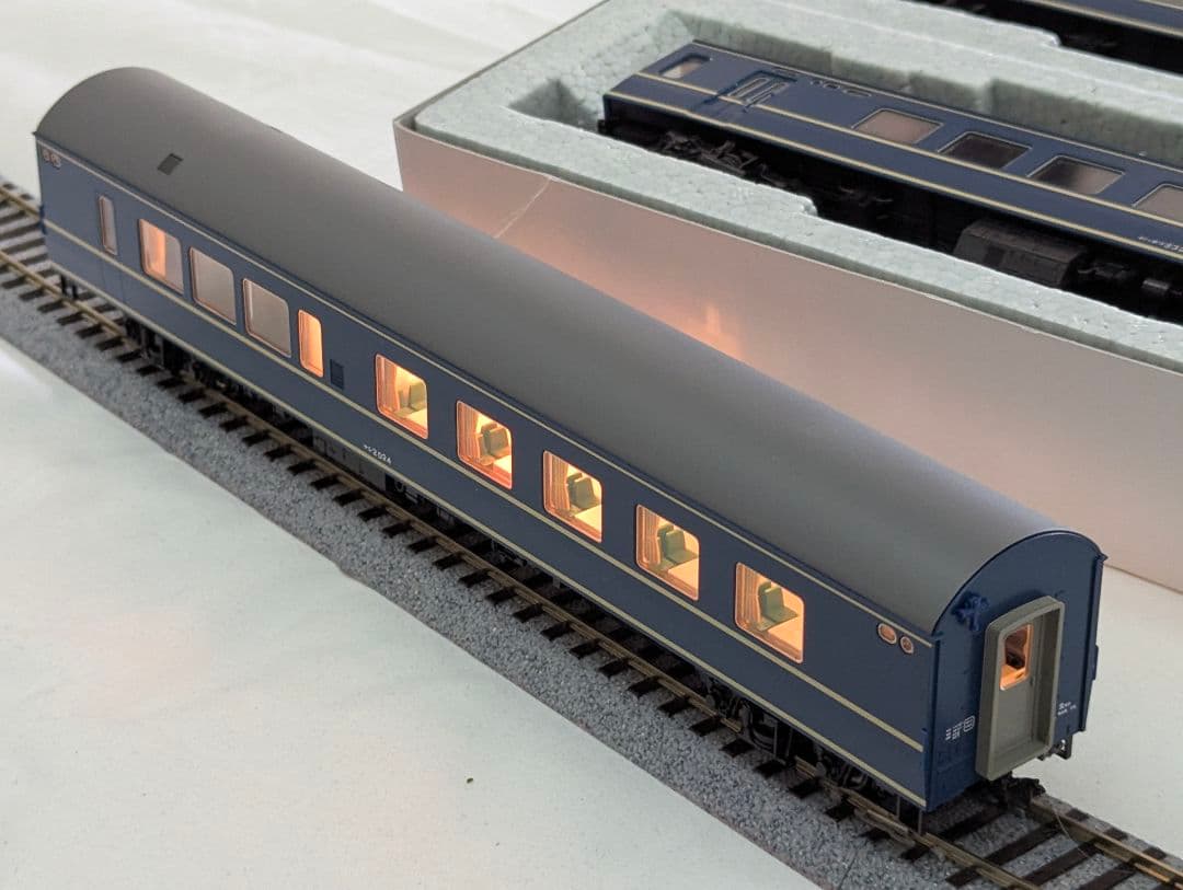 KATO 20系特急形寝台客車 【3-504】 4両基本セット 室内灯点灯