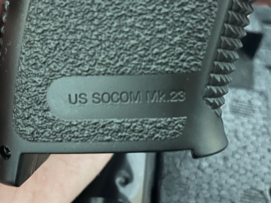 東京マルイ　SOCOM ソーコム　Mk23 固定ガスガン　サイレンサー付き