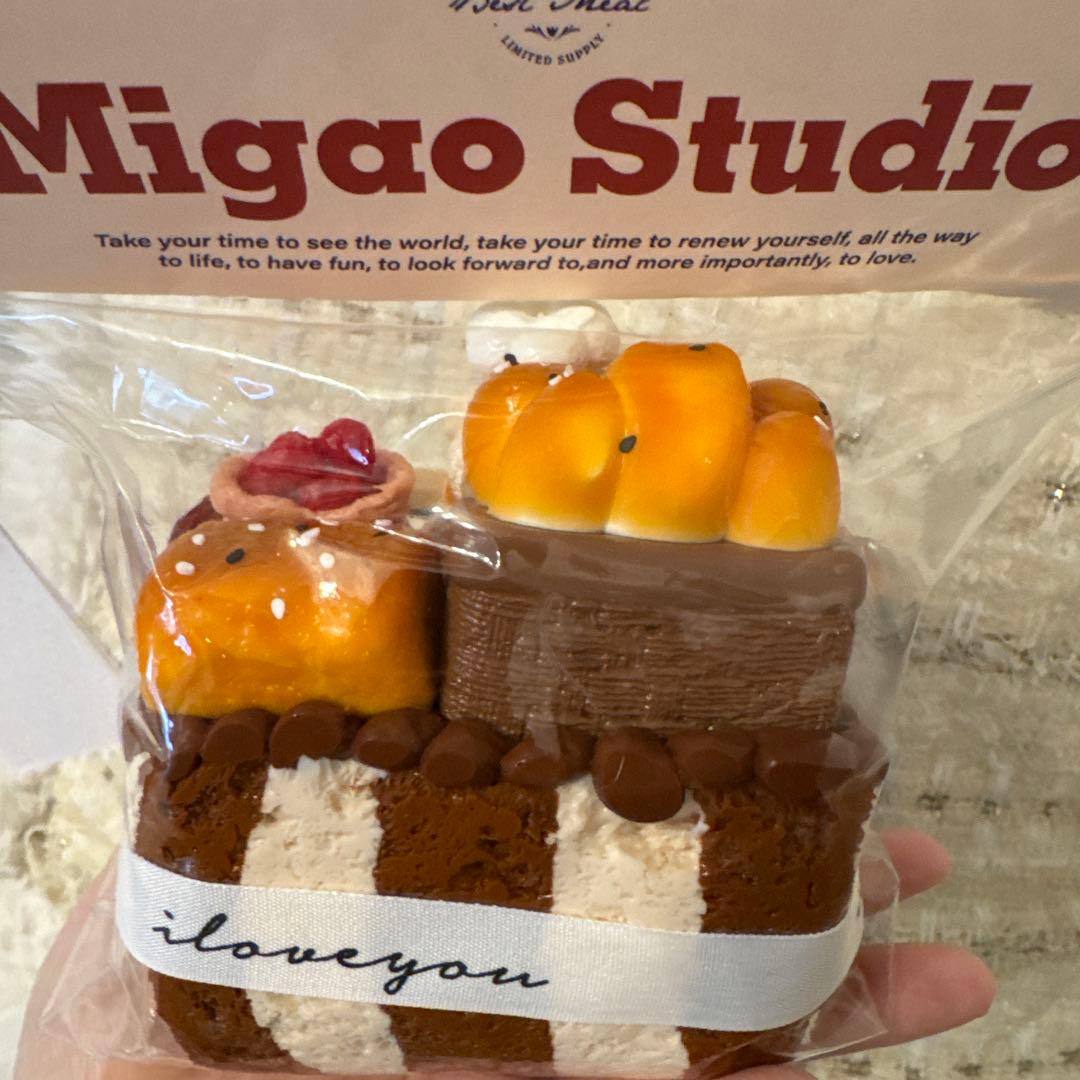 海外TikTok タバスクイーズ シリコンスクイーズ　squeeze