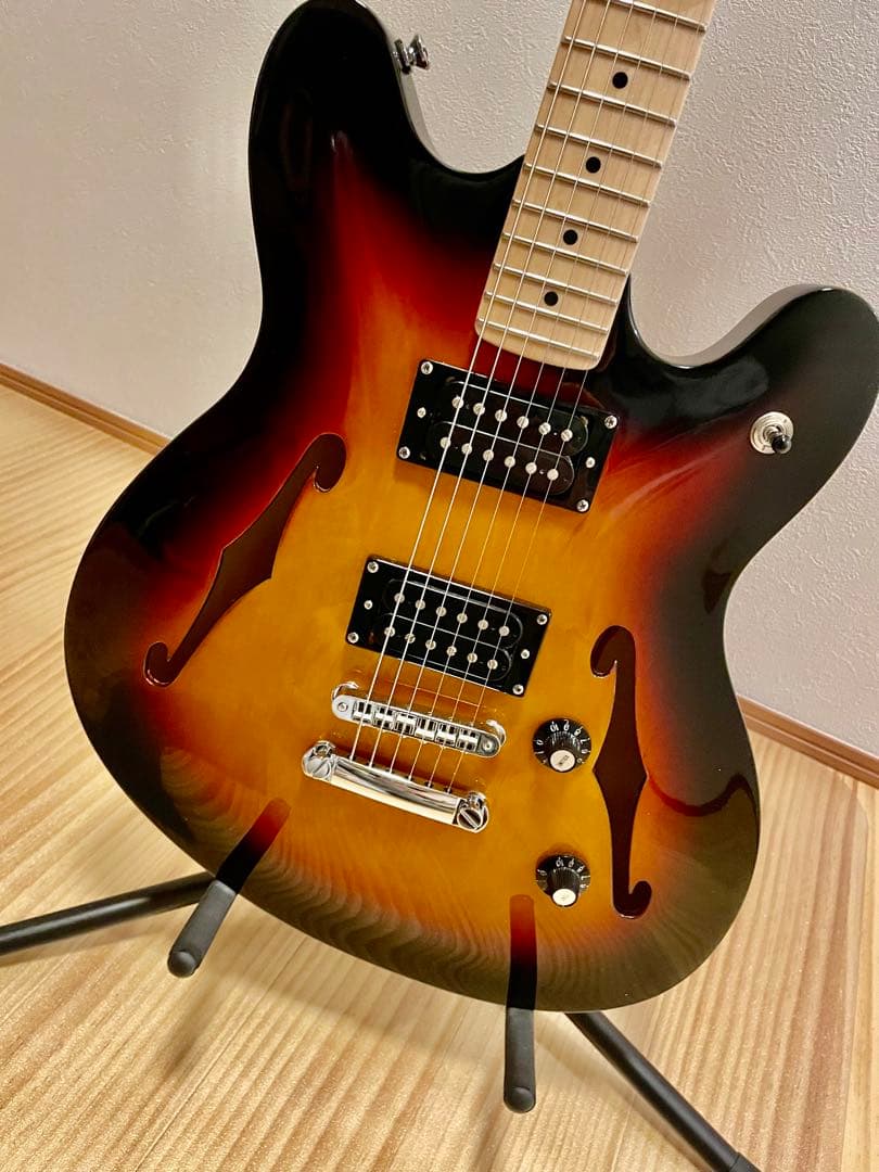 Squier スターキャスター　ギター　美品 Squier by Fender Affinity Series Starcaster Deluxe Sienna Sunburst
