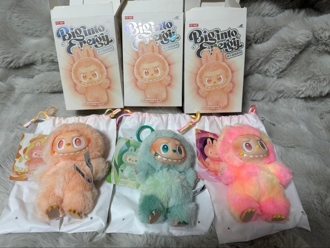 正規品 ポップマート ラブブエナジー ３点セット　　　　Labubu