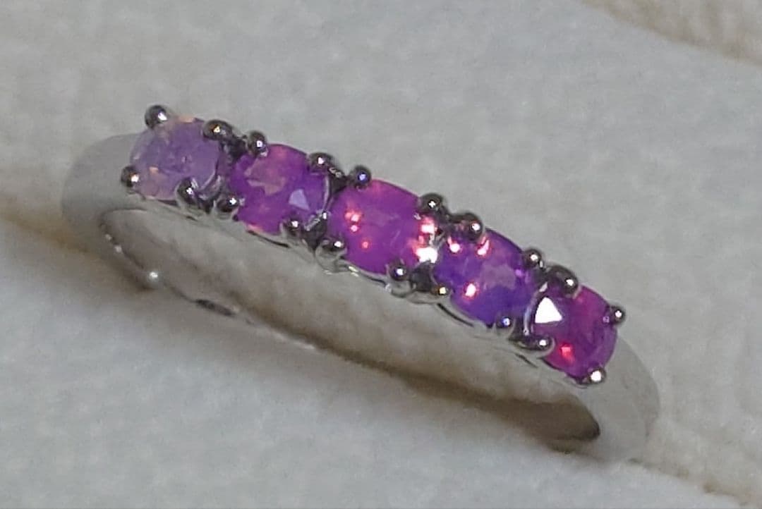 ネココネコ☆【Xmas︎!お値下げ】シルキーサファイア プラチナ リング