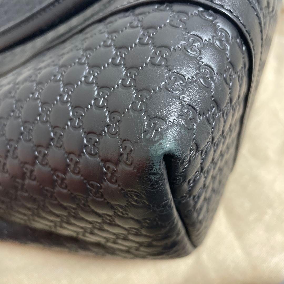 GUCCI グッチ バッグ 肩掛け GG柄 A4収納 ゴールド金具 シマレザー