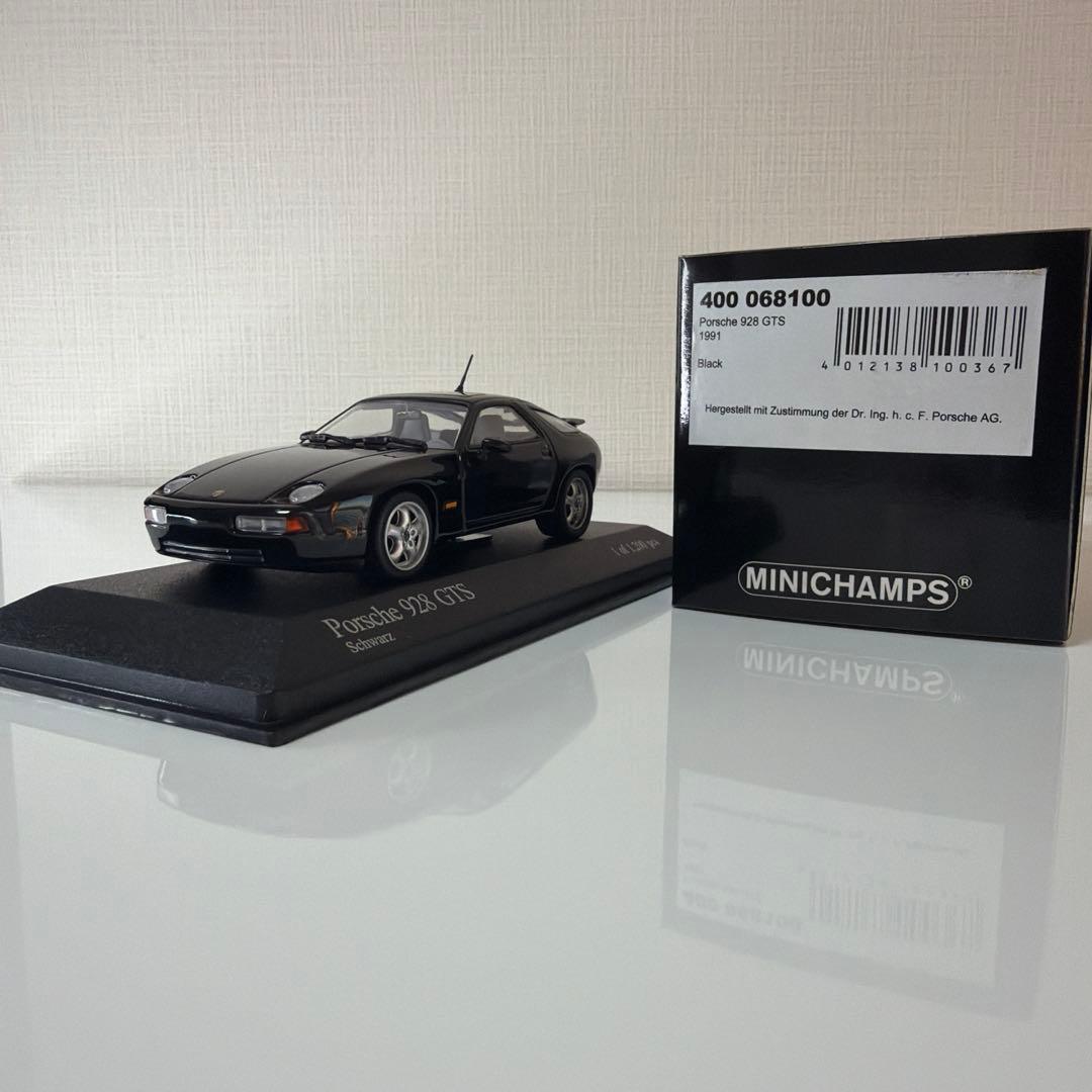 ミニカー 1/43 Porsche 928 GTS 1991 / PMA