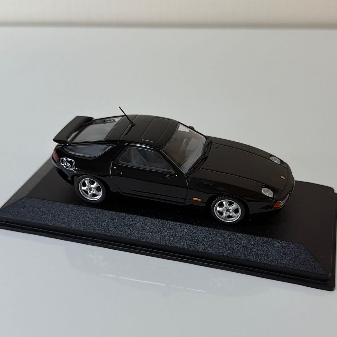 ミニカー 1/43 Porsche 928 GTS 1991 / PMA