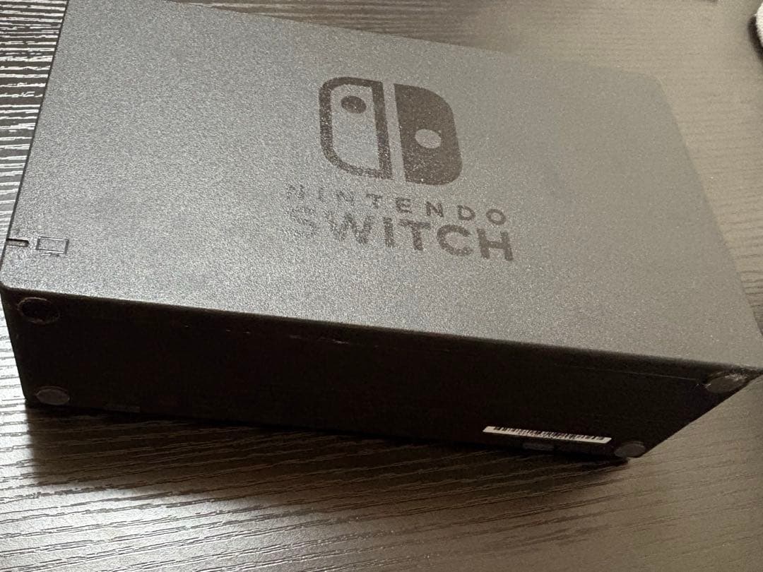 ク*ー様 Nintendo Switch ネオンブルー・ネオンレッド 本体