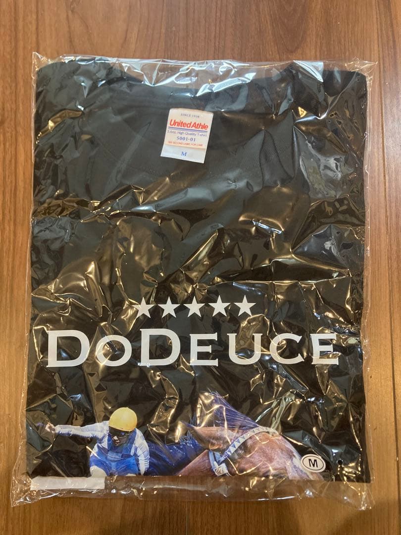 競馬ドウデュース　グッズ4点セット Tシャツ　タオル　手ぬぐい　アクリルスタンド