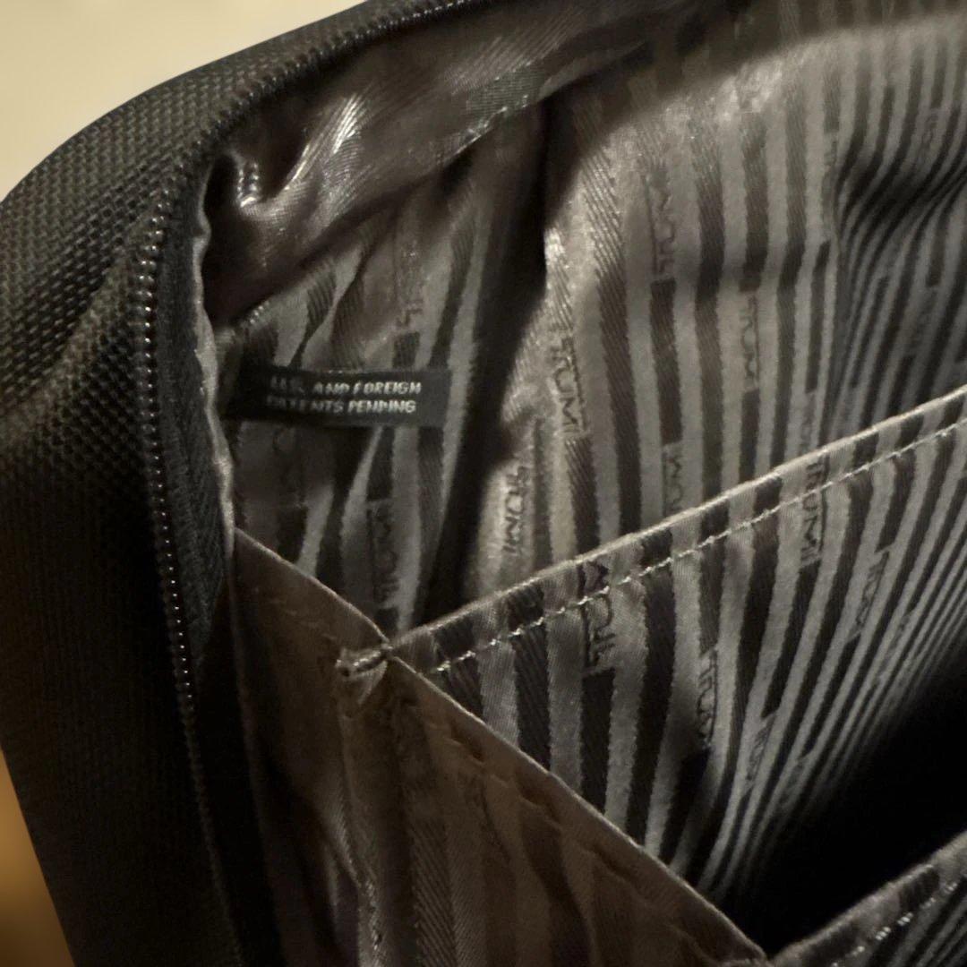 TUMI 黒 ビジネスキャリー トゥミ キャリーオンバッグ26003D4