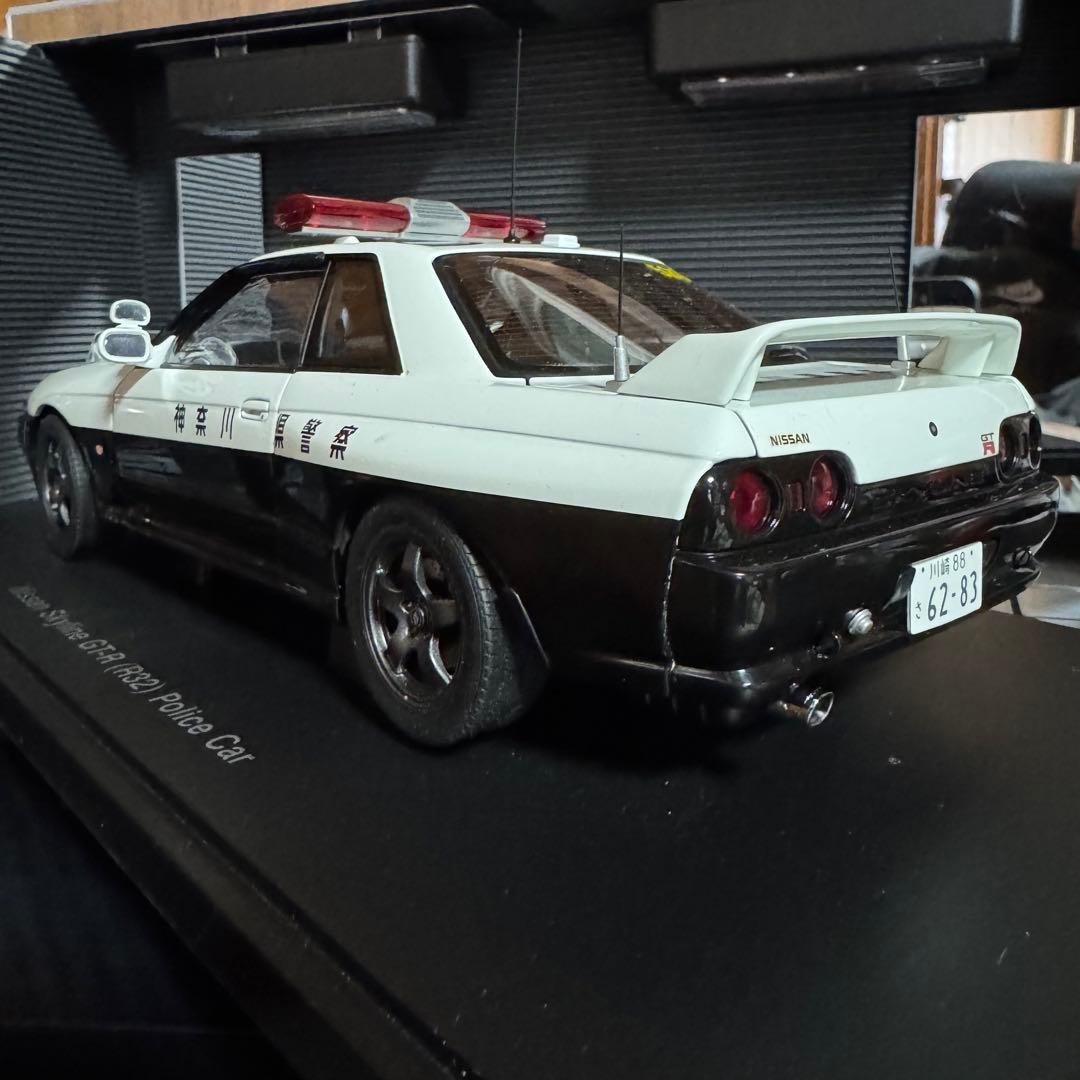 絶版未展示品 オートアート 1/18 スカイライン GT-R R32 神奈川県警