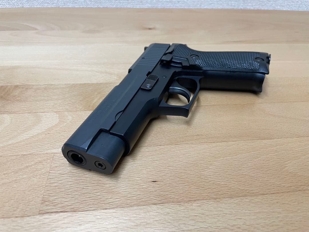 タナカ　sigp220 IC 陸上自衛隊ABS、対応マガジン2本付き