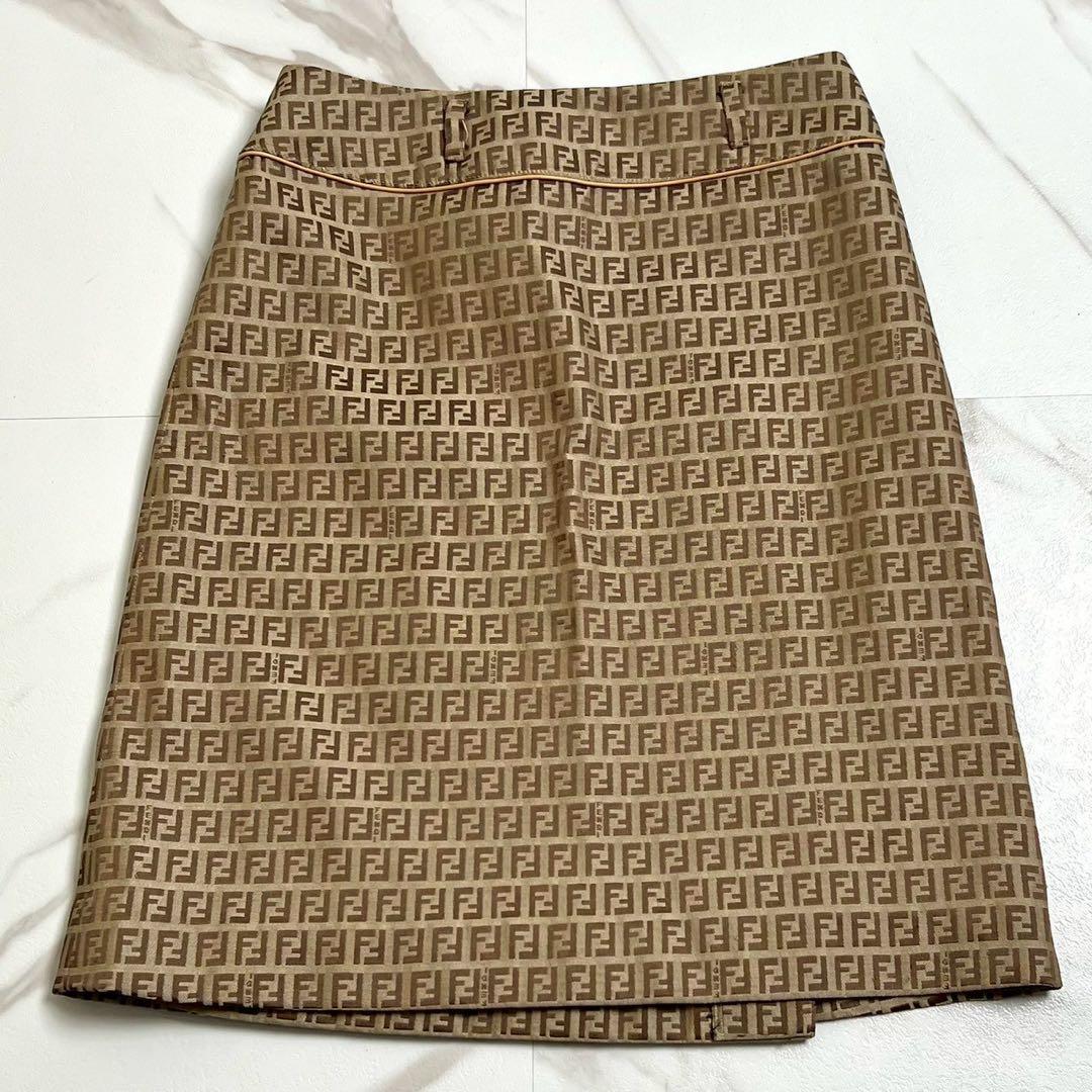 大きいサイズ44フェンディ　近年タグ　ズッカ柄　ラップ 巻きスカート　44