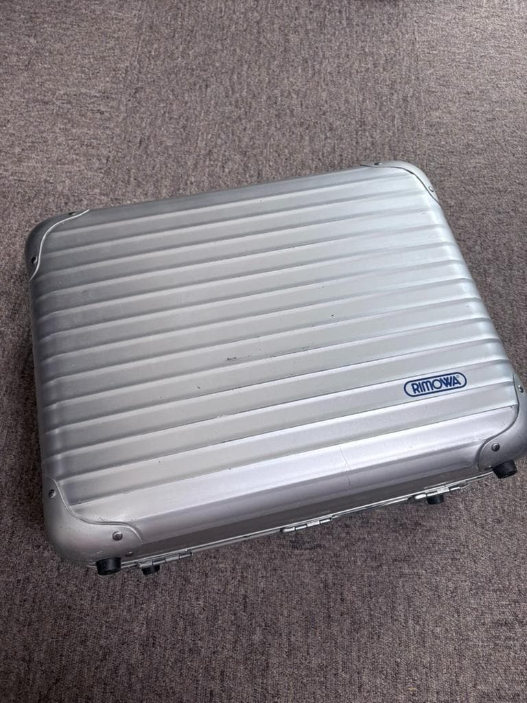 RIMOWA トパーズ　アルミキャリーケース シルバー RIMOWA（リモワ） TOPAS トパーズ アルミニウム スーツケース キャリー