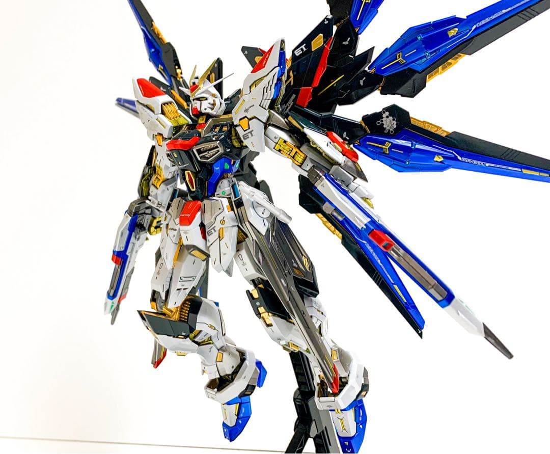 MGEX ストライクフリーダムガンダム　塗装済み完成品