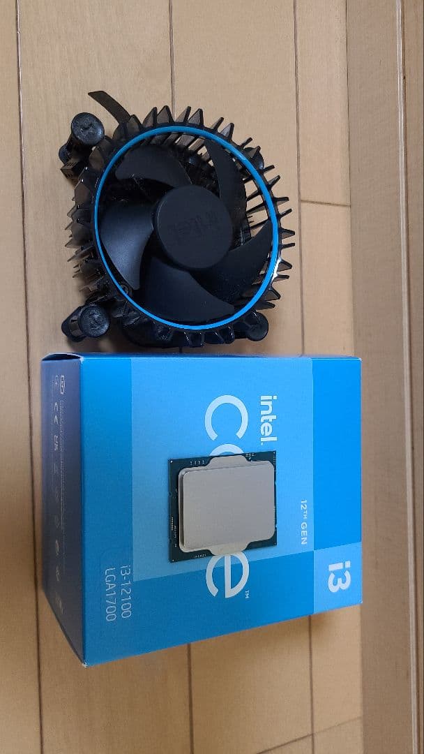 Intel Core i3-12100 第12世代 LGA 1700 Intel Core i3-12100 - Core i3 12th Gen Alder Lake Quad-Core 3.3