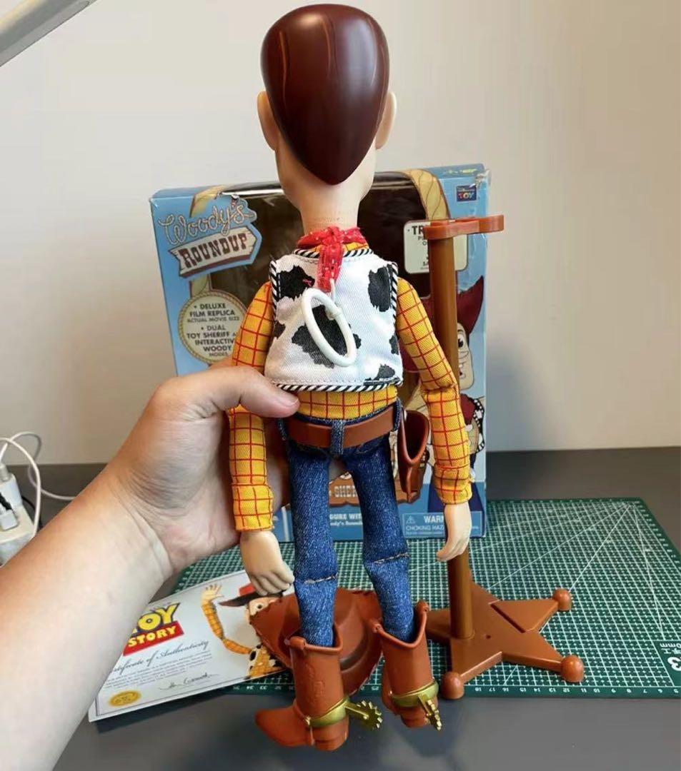 トイストーリー Thinkway ウッディ フィギュア