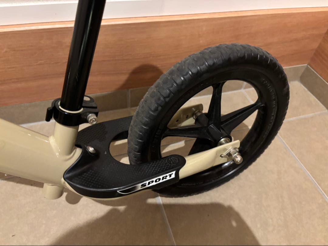STRIDER 12インチバランスバイク スポーツモデル　サファリ