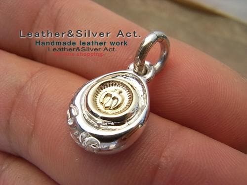 イーグルペンダントトップ シルバーネックレス ゴールド（k18