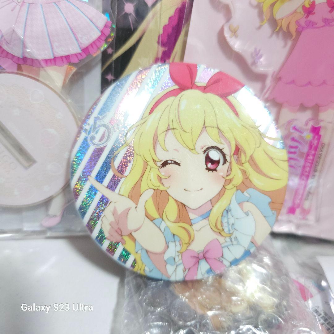 アイカツ 5周年 5th グリッター 缶バッジ 星宮いちご いちご
