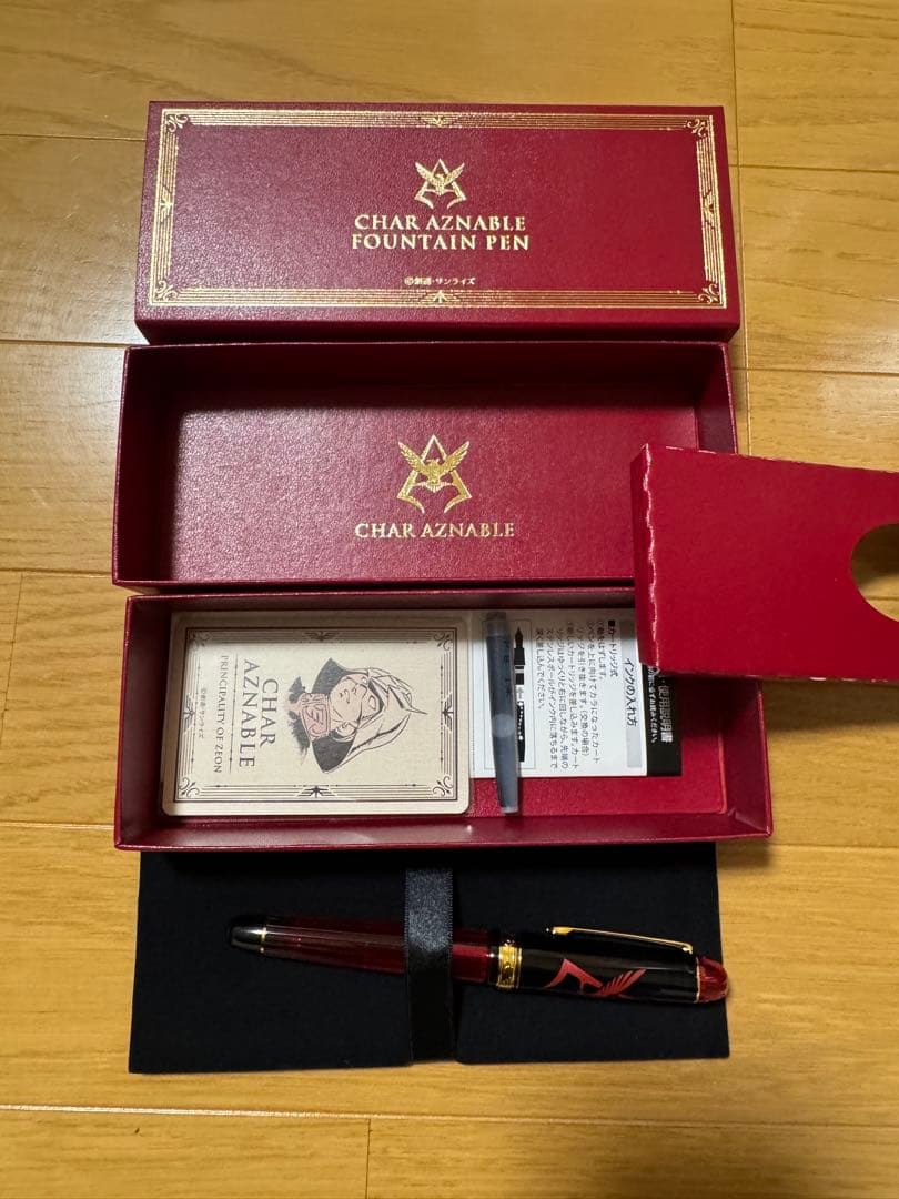 【新品】【未使用品】【匿名配送】シャア専用　シャアの万年筆　赤い彗星モデル