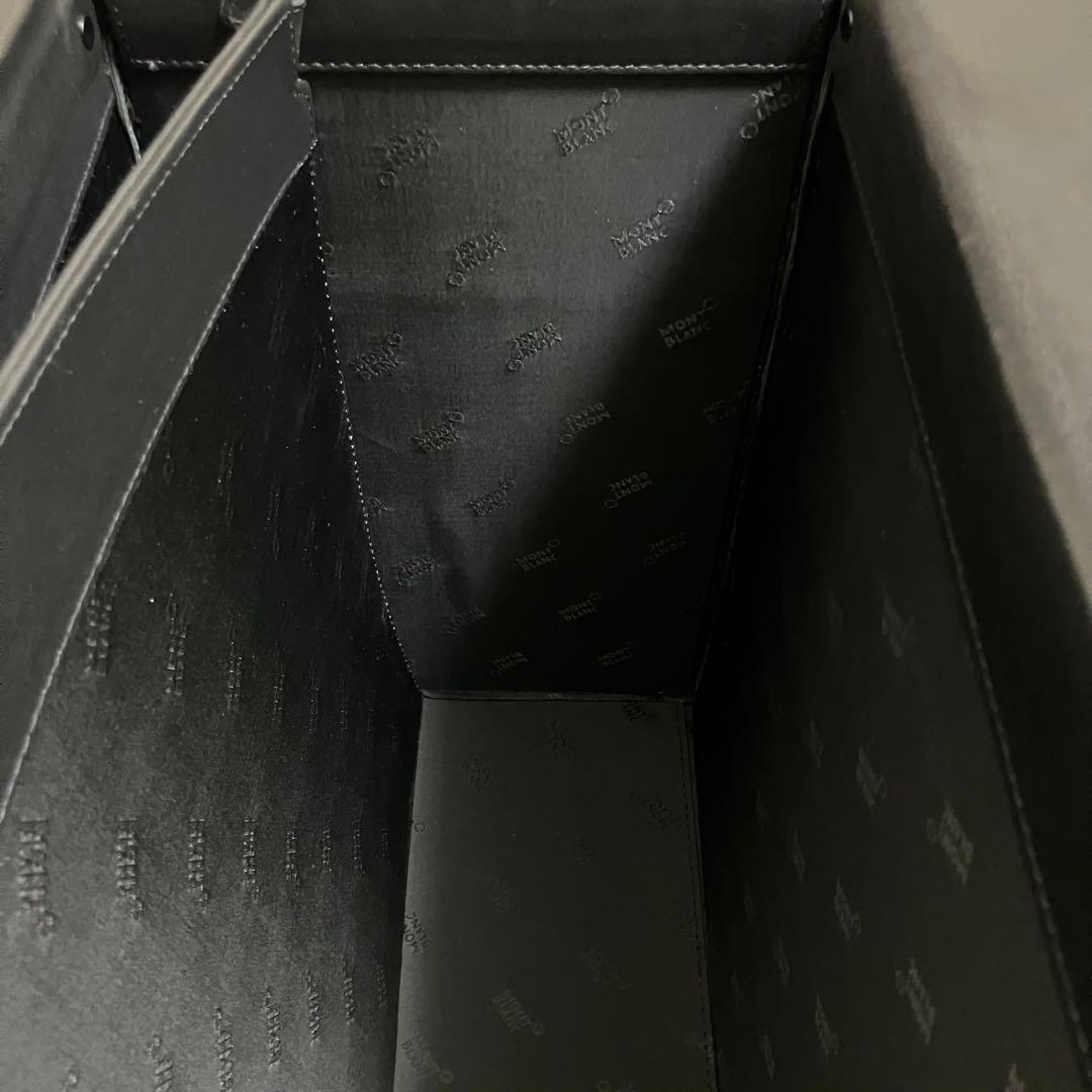 未使用　モンブラン　アタッシュケース　トランク　ビジネスバッグ　レザー　希少品