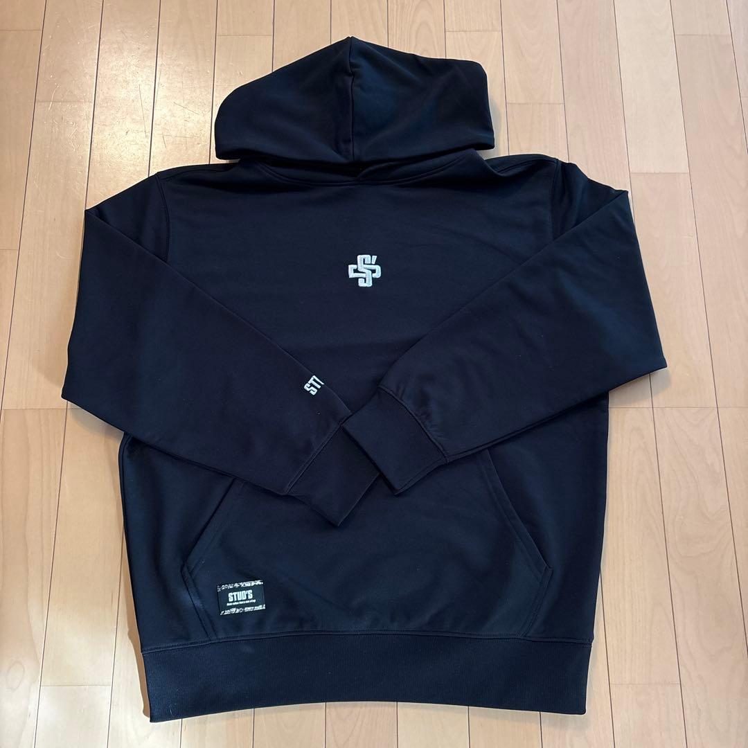 studs スタッズ　パーカー　2セット