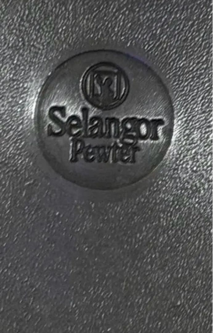 Selangor Pewter フタ付キャニスター 花レリーフ 茶筒