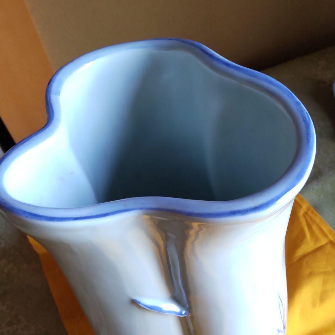 二代滝口加全造り　花生け【染付水光】「鮎】【清流】【飾り】【置物】