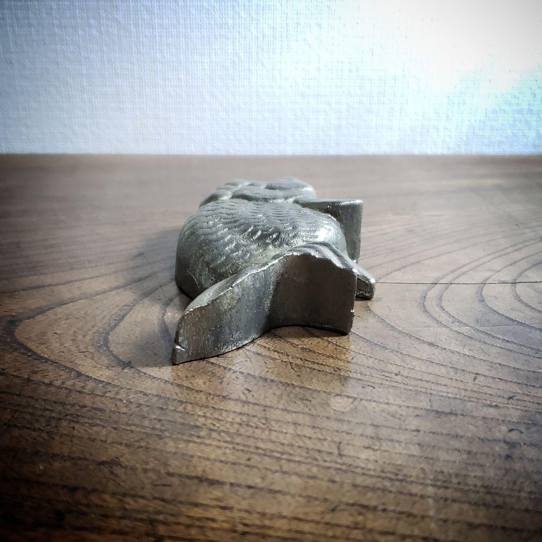 金魚　置物　らんちゅう　ペーパーウェイト　取っ手　オブジェ　インテリア